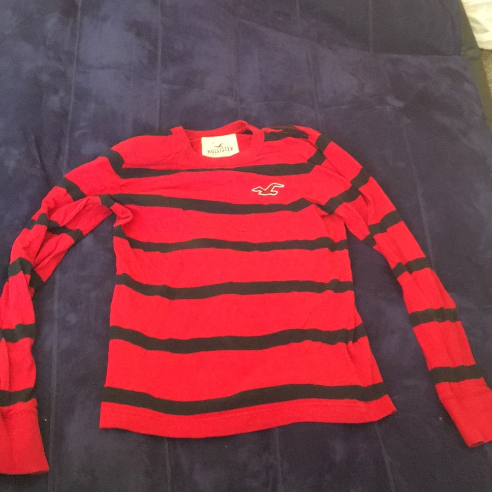 Hollister California 1922 S sweater